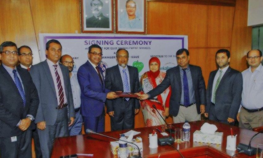 rsz_agreement_signing_ceremony__sts_holdings_limited_copy_3